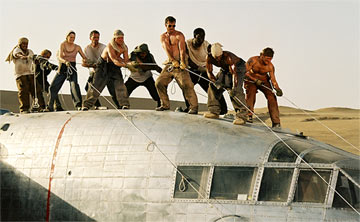 Tyrese Gibson (third from right) and the cast of Flight of the Phoenix